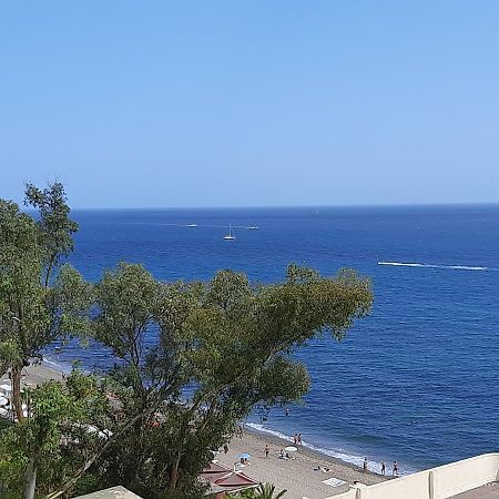 Apartamento En Primera Linea De Playa B Centro De Marbella Bagian luar foto